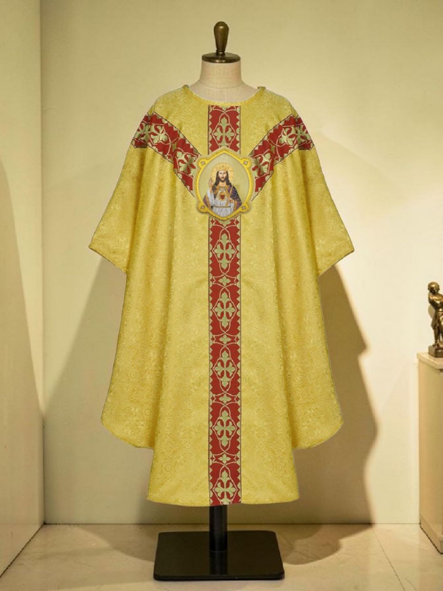 Gold Chasuble Vestment with Jesus Christ Applique | Damask Fabric Matching Stole
