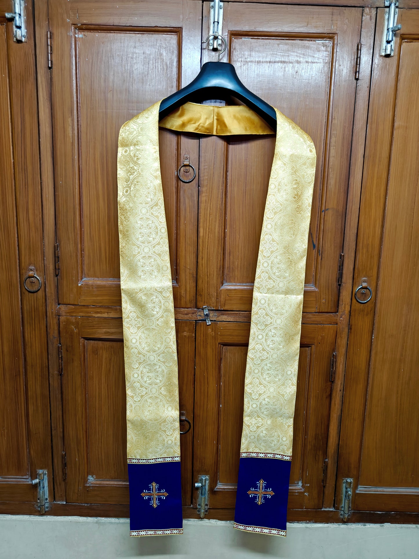 T (Copy 2)