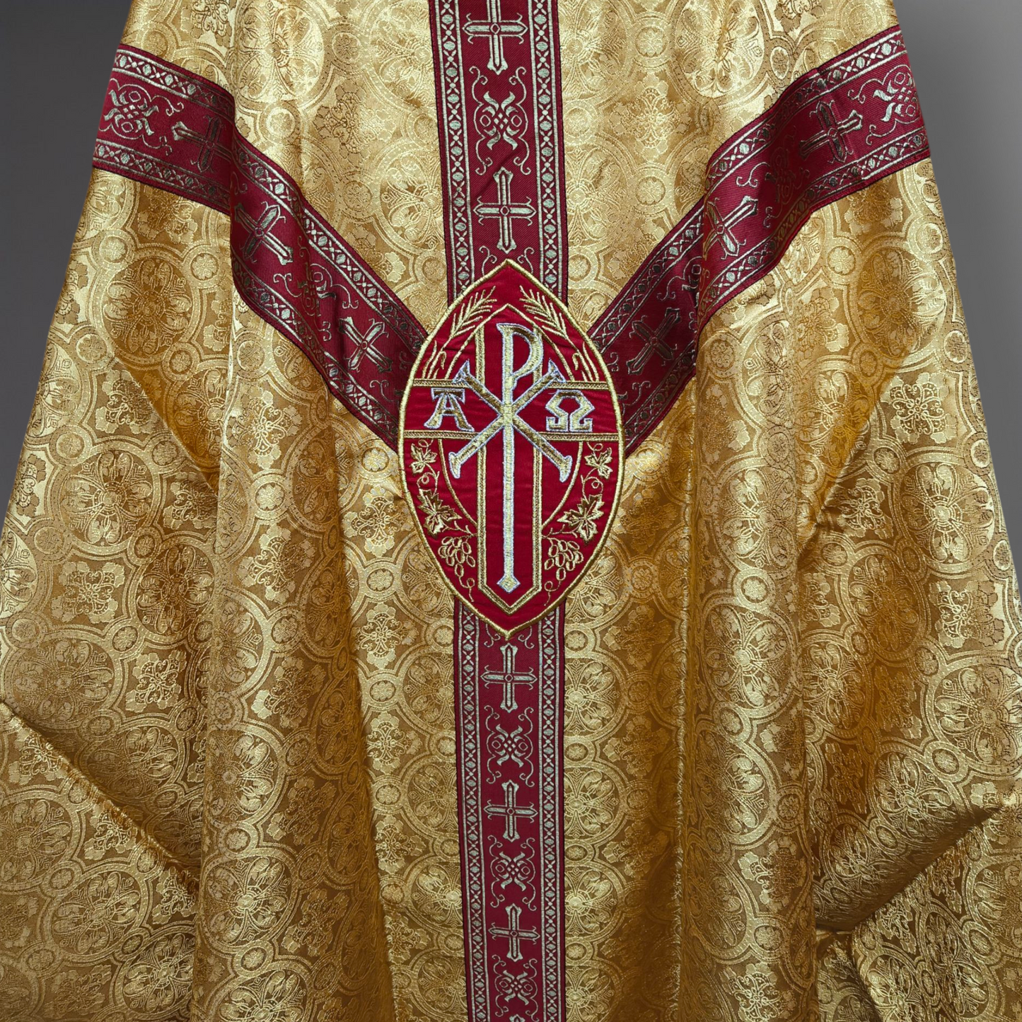 Hand-Embroidered Sacred Heart with Rays Chasuble in Damask & Matching Stole