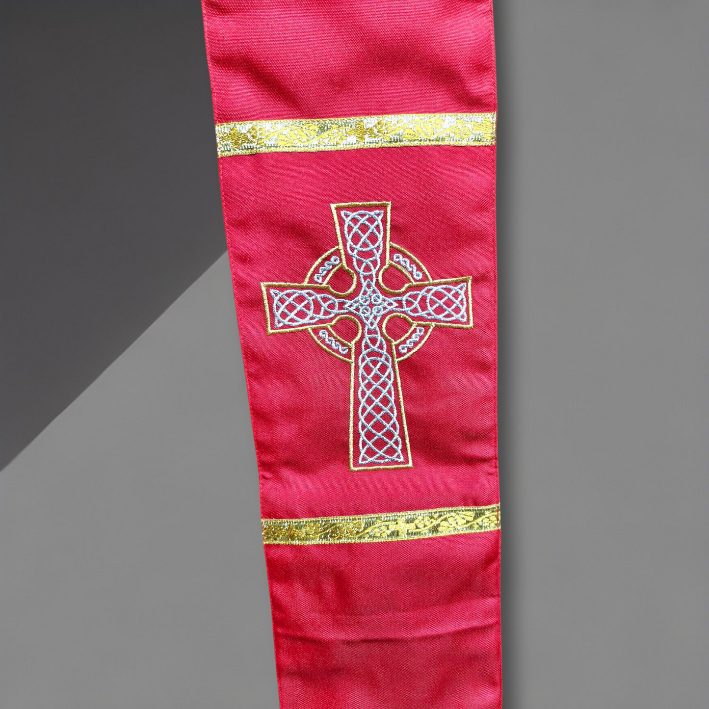 Red Priest Stole – Celtic Knot Cross Embroidery