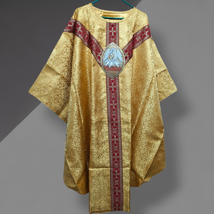 Hand-Embroidered Pelican Applique Oval Gold Chasuble in Damask & Matching Stole