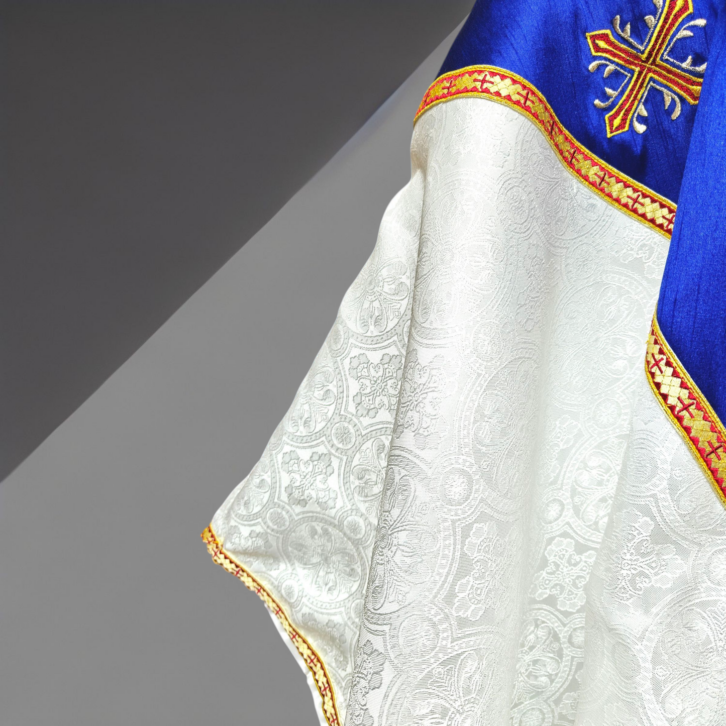 White Gothic Chasuble with Marian Applique Damask Fabric Vestment For Priest